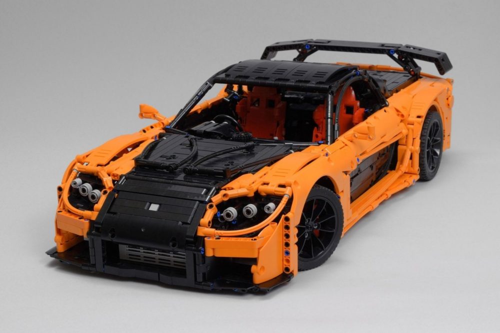La Mazda RX-7 VeilSide de Fast and Furious est disponible en Lego