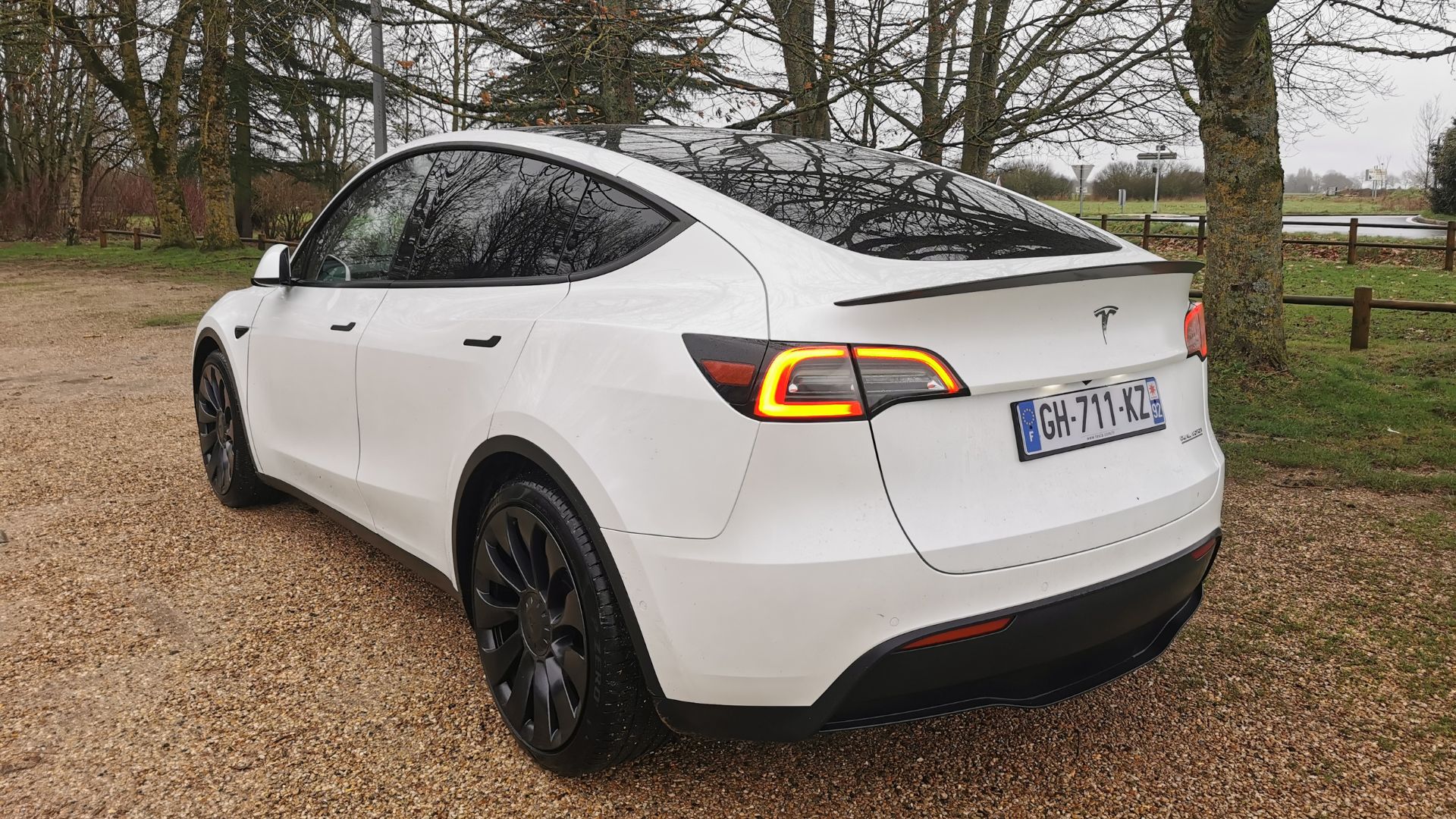 Essai de la Tesla Model Y Performance : hallucinante et frustrante !