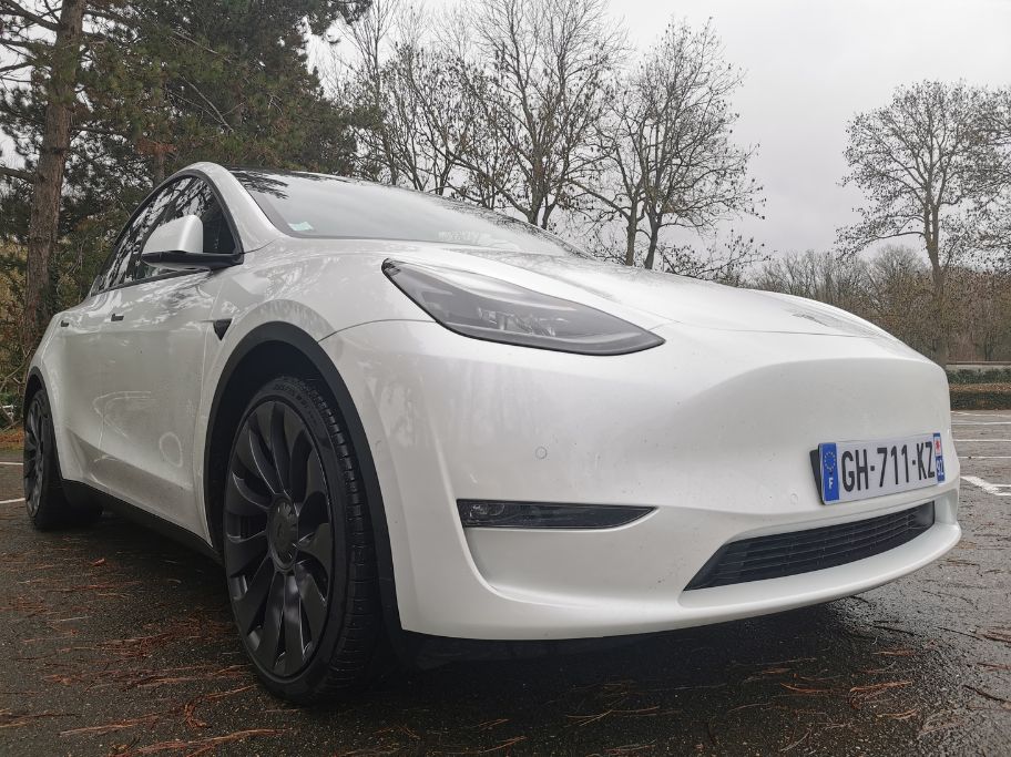 Essai de la Tesla Model Y Performance : hallucinante et frustrante !