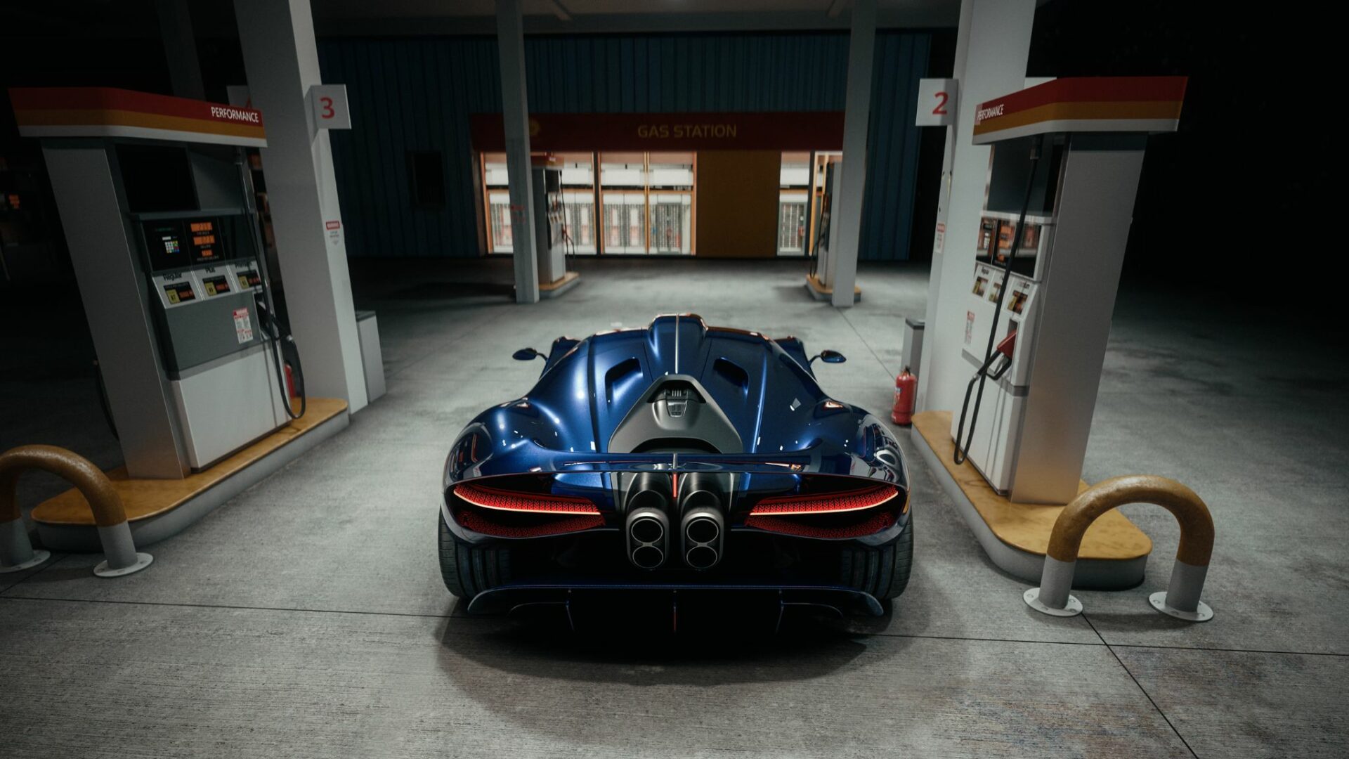 Vue arrière de la Bugatti Destrier bleu Sapphire Celeste faisant le plein de nuit dans une station-service, montrant le moteur W16 et les échappements